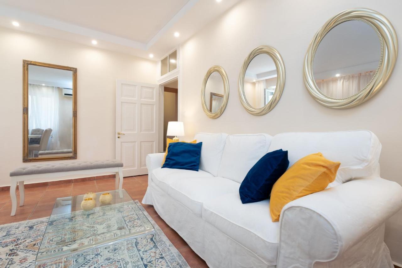 Old Town Gem - Elegant Guilford Apartment Corfu  Zewnętrze zdjęcie
