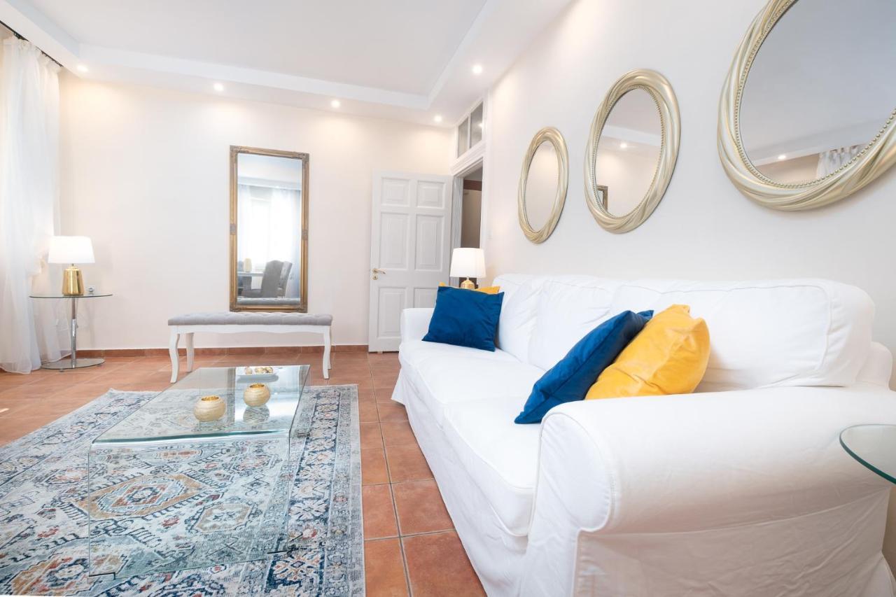 Old Town Gem - Elegant Guilford Apartment Corfu  Zewnętrze zdjęcie